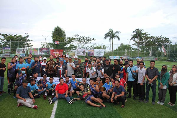 Turnamen Mini Soccer PWI Kotim Cup I yang dilaksanakan di Sampit 26-28 November berjalan dengan sukses