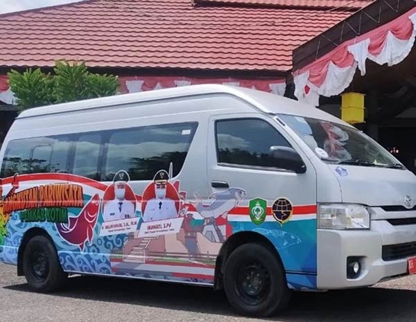 Bus Wisata Ujung Pandaran