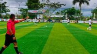 Bupati Kotawaringin Timur (Kotim) Halikinnor mengingatkan para peserta yang berlaga dalam Turnamen Mini Soccer Bupati Cup I