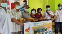 PT Bumitama Gunajaya Agro (BGA) Group menggelar pasar murah minyak goreng di Desa Pundu