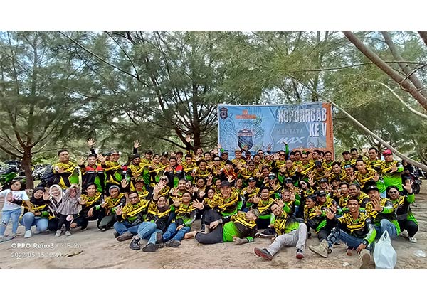 Komunitas Indonesia Max Owners (IMO) wilayah Kalimantan Selatan, Tengah, dan Barat (Kalseltengbar) menggelar touring ke Pantai Ujung Pandaran, Kabupaten Kotawaringin Timur