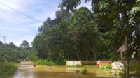 banjir sungai dau