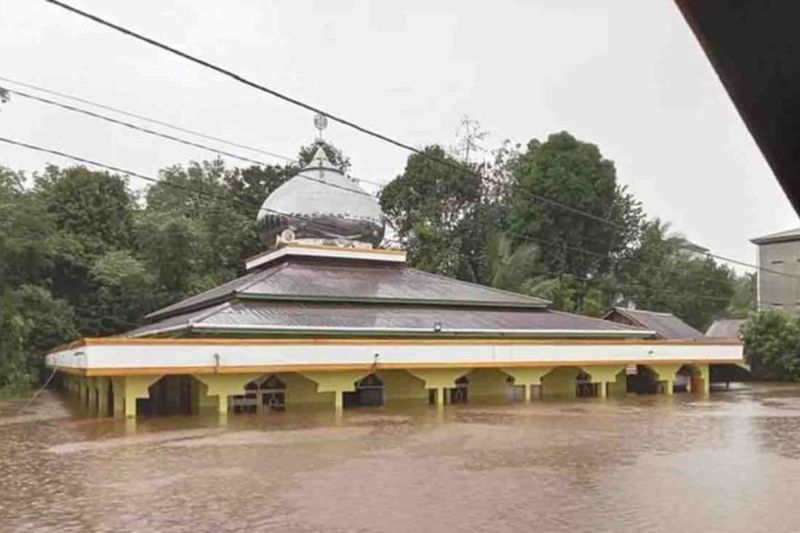 banjir murung raya