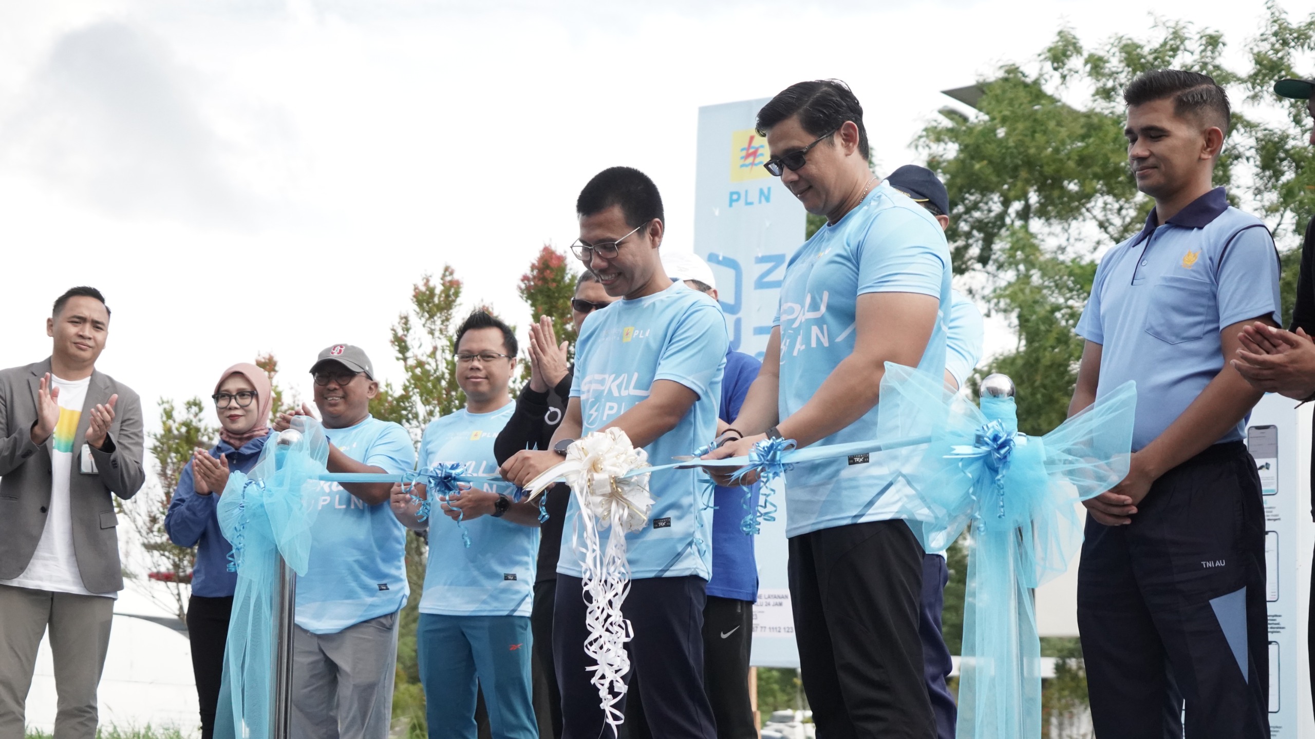 Sambut Bulan Ramadan, PLN Resmikan SPKLU Kemitraan PLN Pertama di InJourney Airports